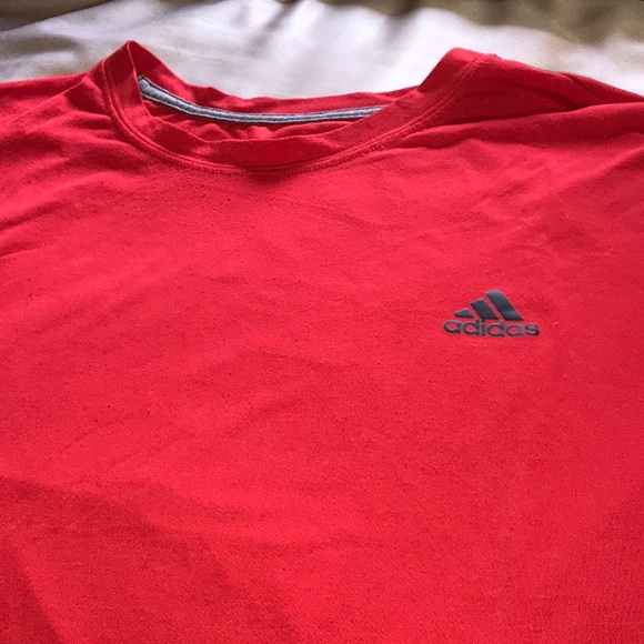 Adidas T-shirt - Picture 1 of 2